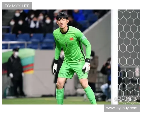 反常识型：获利于扑救球算犯规吗？足球规则如何界定守门员优势