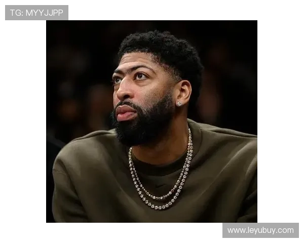 安东尼·戴维斯挡拆制造错位效率同比提升