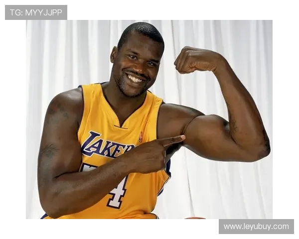 沙奎尔·奥尼尔篮下强打效果显著领先同期中锋对抗