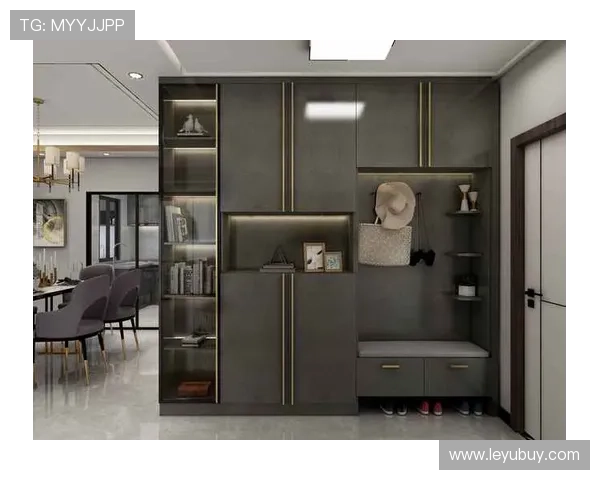 练俊杰一周不穿同一双鞋，鞋柜堆得跟明星家走廊似的，普通人想想都累！