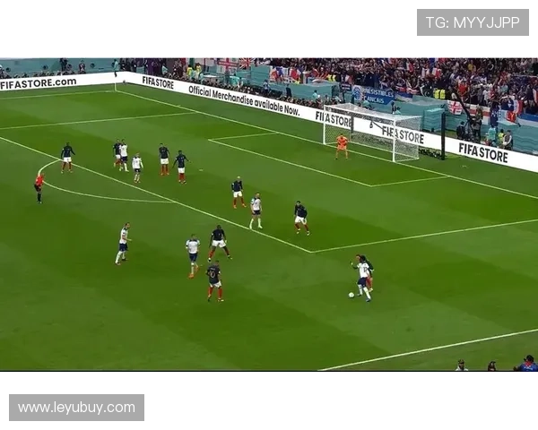 裁判尺度在足球比赛中的判罚标准与规则执行细节解析