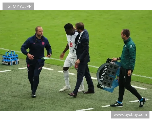 萨卡训练完直接去夜店？这作息普通人真扛不住