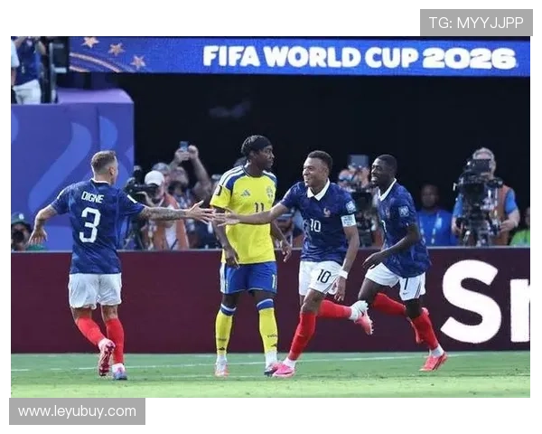 世界杯32强赛法国完胜瑞典：三球大胜锁定晋级席位